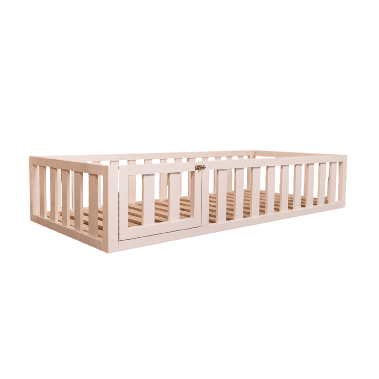 MandreleKids Letto a Pavimento Bianco Con Angoli Esterni Quadrati e Porta Dimensione Matrimoniale