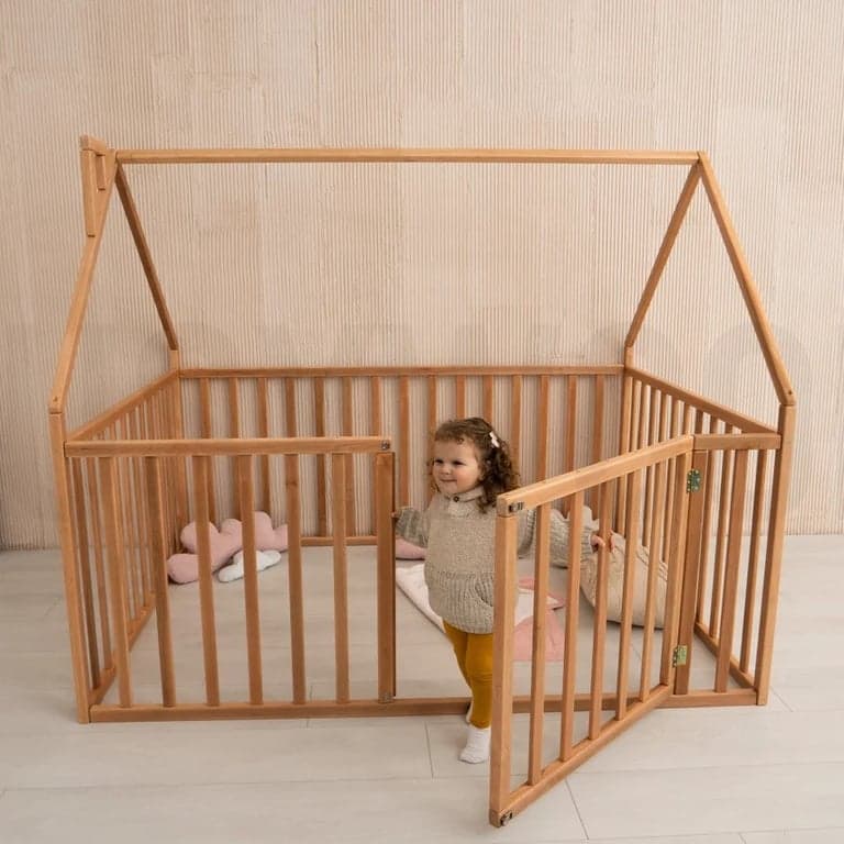 Busywood House Playpen Bed With High Rails Natural Full Size