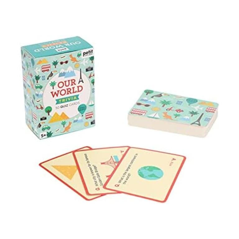 Petit Collage Trivia Cards Our World 