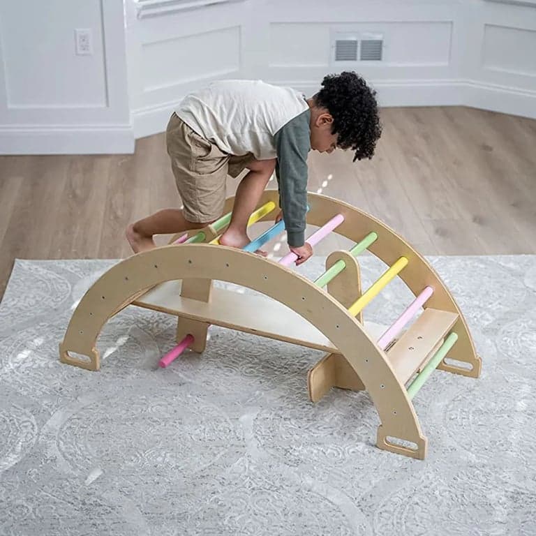 Avenlur Bailis Climbing Arch Colorful