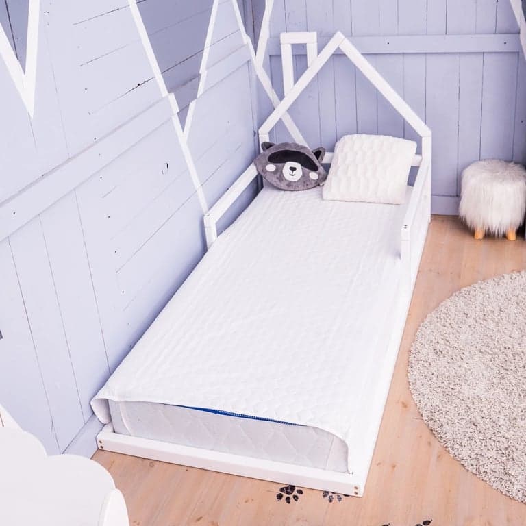 BusyWood House Floor Bed Model 3 Queen Size White