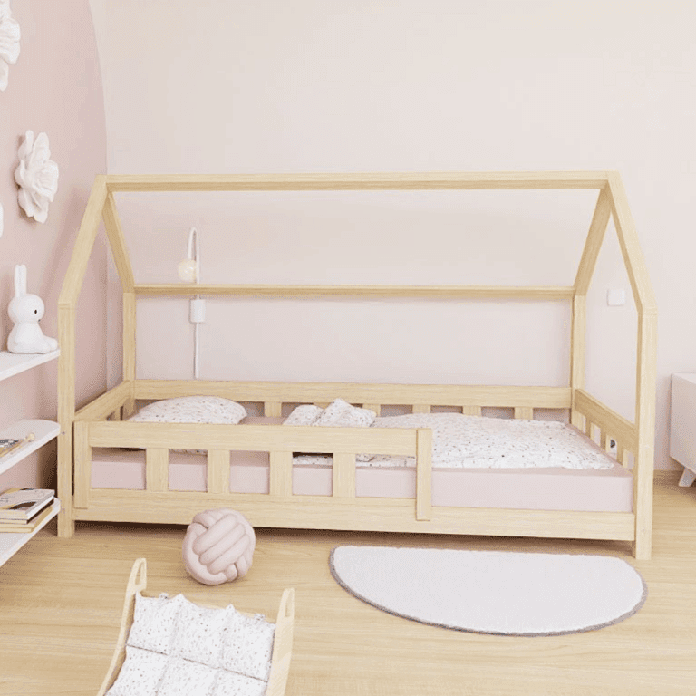 Benlemi Letto a Casa Plotty con Pannello Laterale e Sponda di Sicurezza Anteriore Non Verniciato 90x190 CM